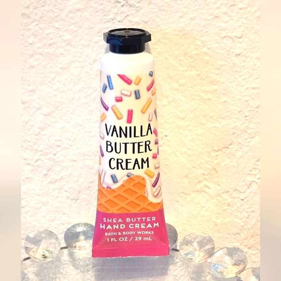 Vanilla butter cream Hand cream • Bath & Body • NEW - Picture 5 of 5